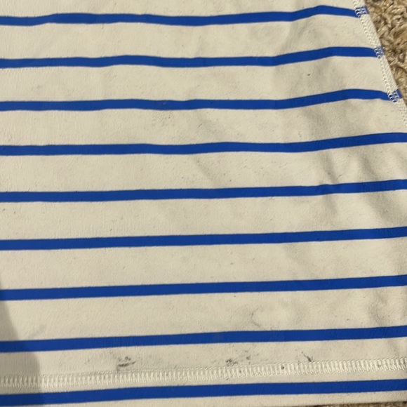 Lululemon Power Y tank. Light marks of wear as shown in photos. - Picture 3 of 3